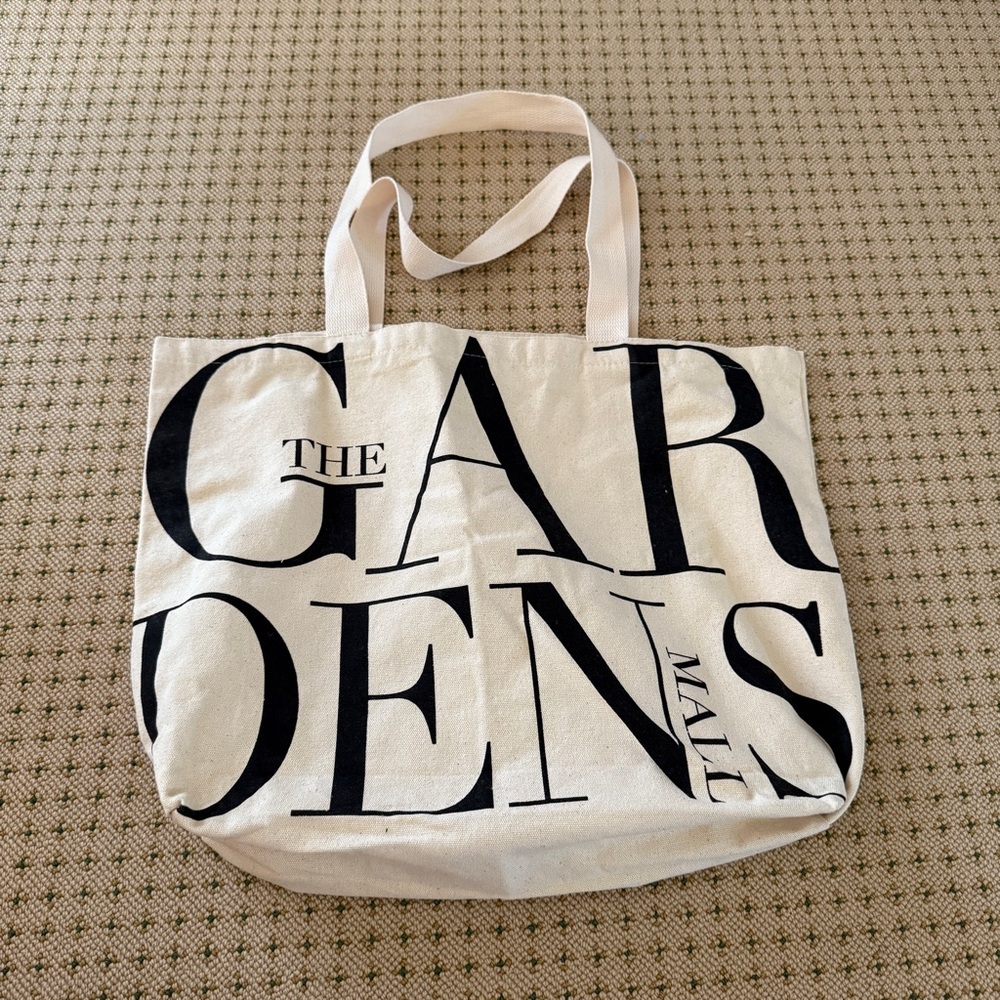 Palm Beach Gardens Mall Tote Bag